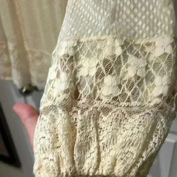 Max Studio lace detail blouse.  Girlhoodcore. Fall Feminine - Picture 4 of 5